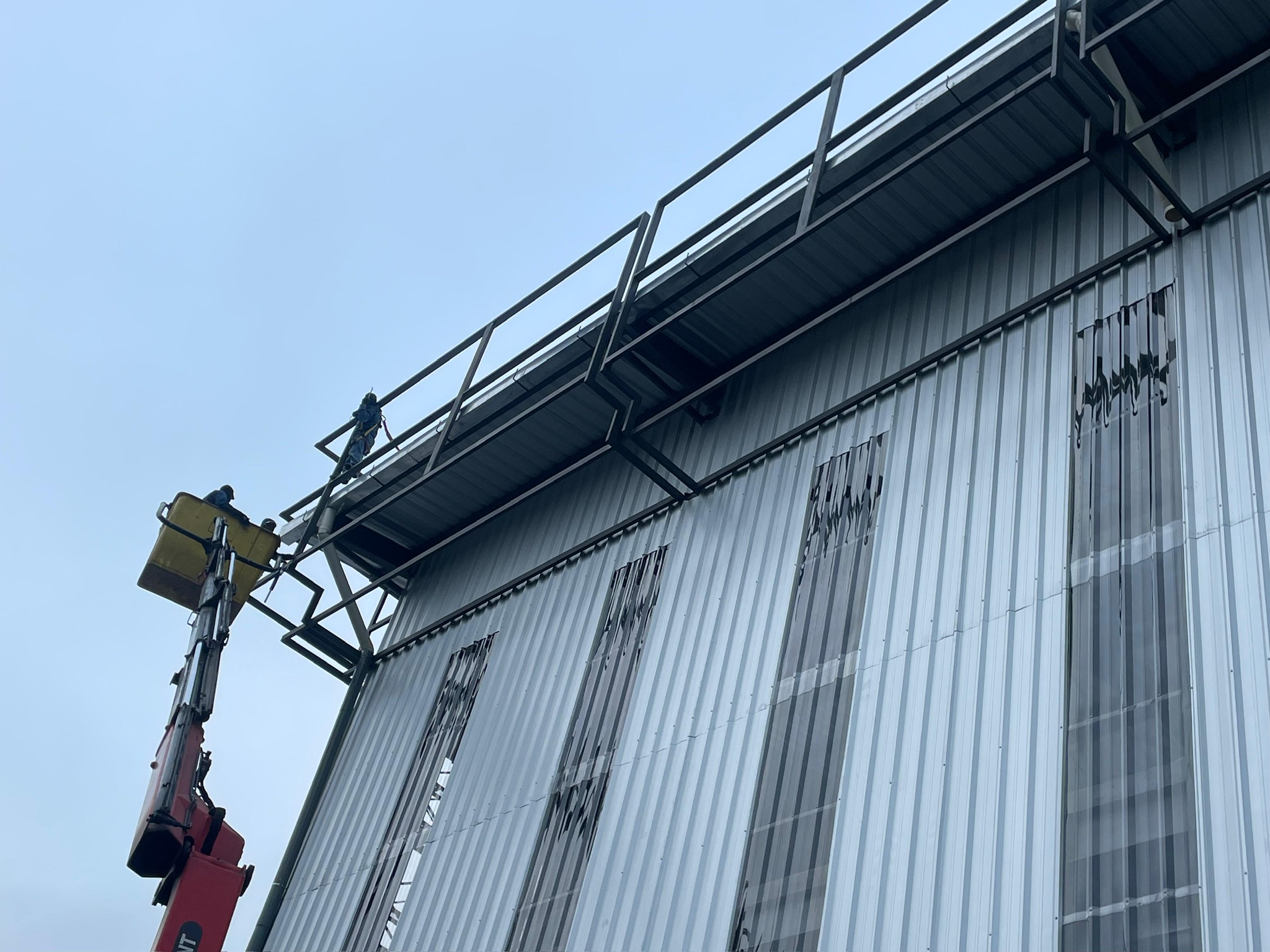 5dc0f3d9-57ae-487e-b388-571d751e8110